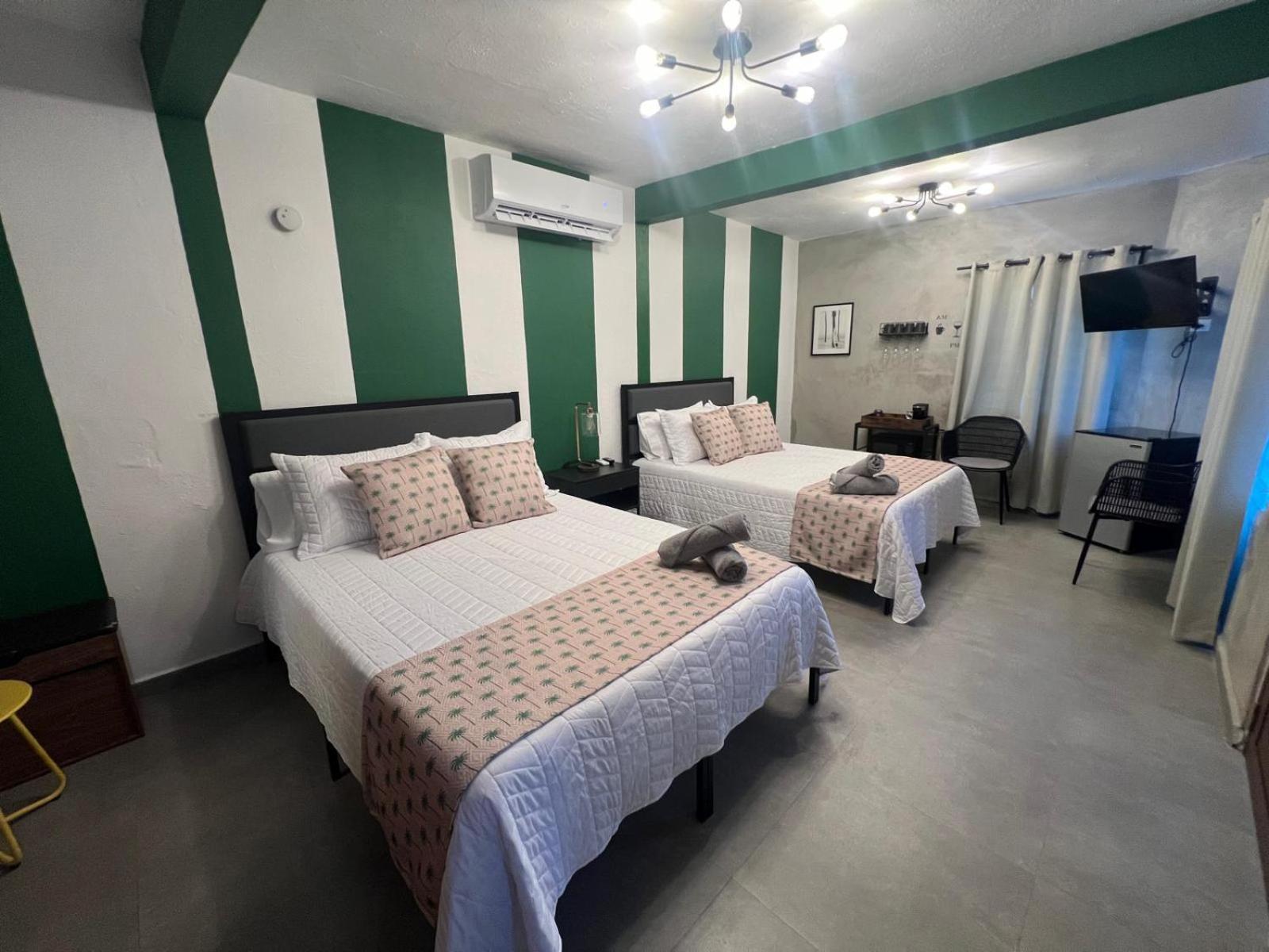 The Surfing Turtle Hotel Luquillo Exterior photo